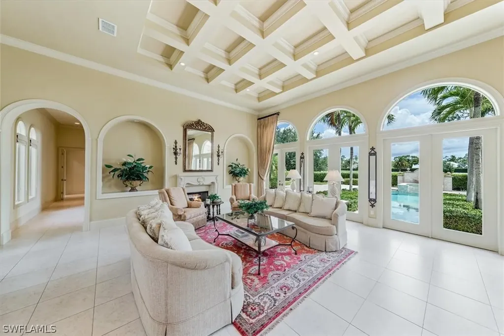 5048 Groveland Terrace Naples FL 34119