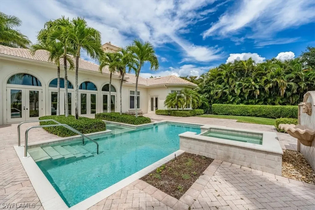 5048 Groveland Terrace Naples FL 34119