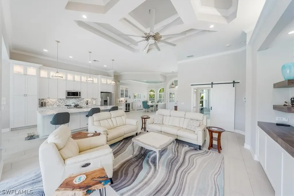 2137 Imperial Circle Naples FL 34110