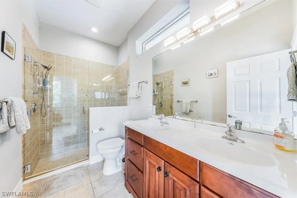 2137 Imperial Circle Naples FL 34110