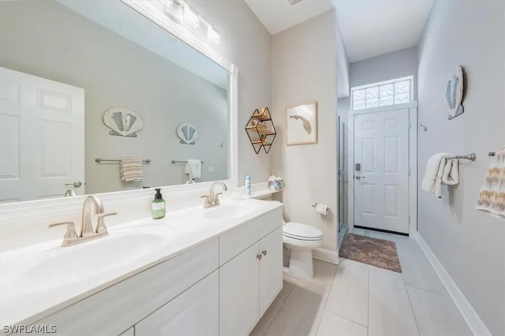 2137 Imperial Circle Naples FL 34110