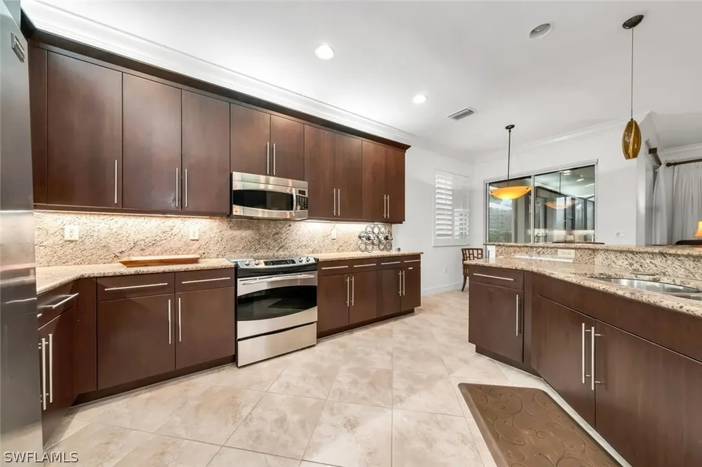 6628 Marbella Drive Naples FL 34105