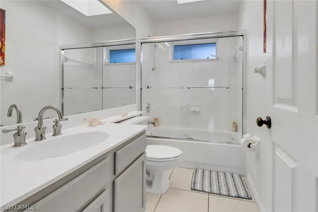 1145 Jardin Drive Naples FL 34104