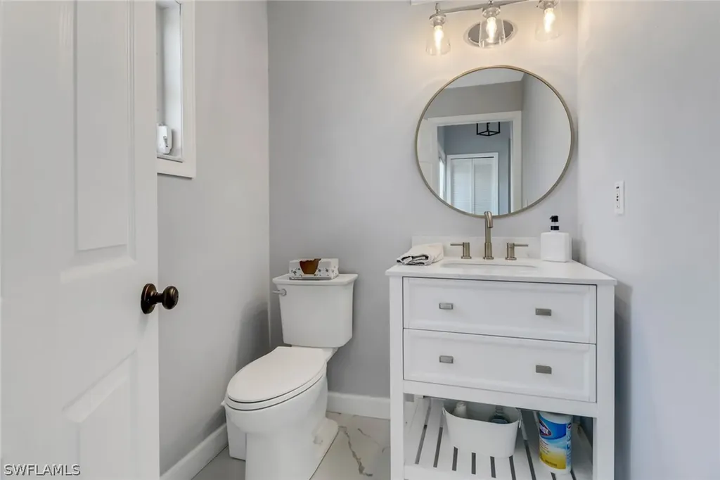 1145 Jardin Drive Naples FL 34104