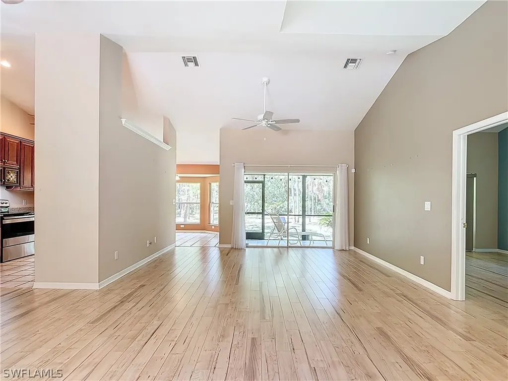 3661 5th Avenue NW Naples FL 34120
