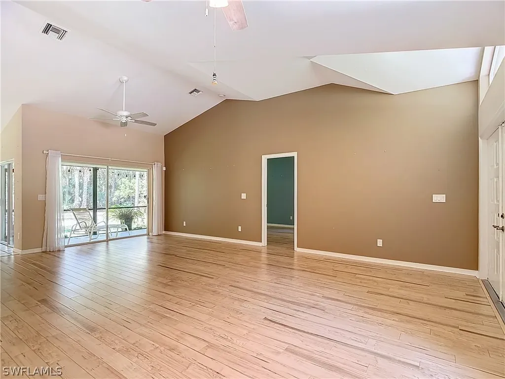 3661 5th Avenue NW Naples FL 34120