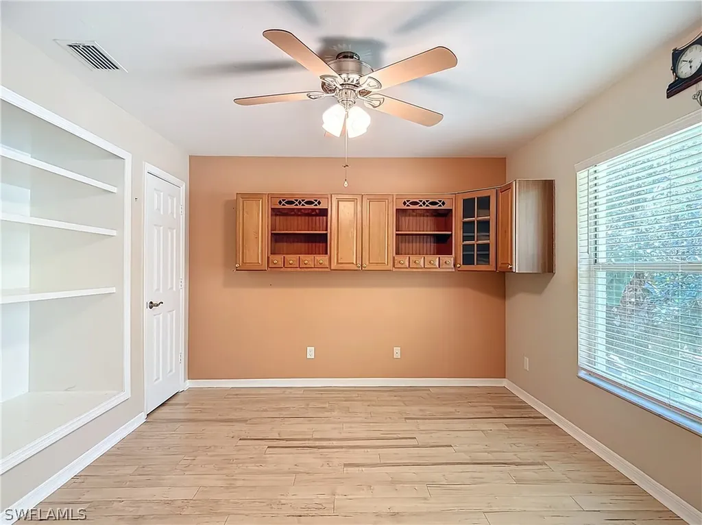 3661 5th Avenue NW Naples FL 34120