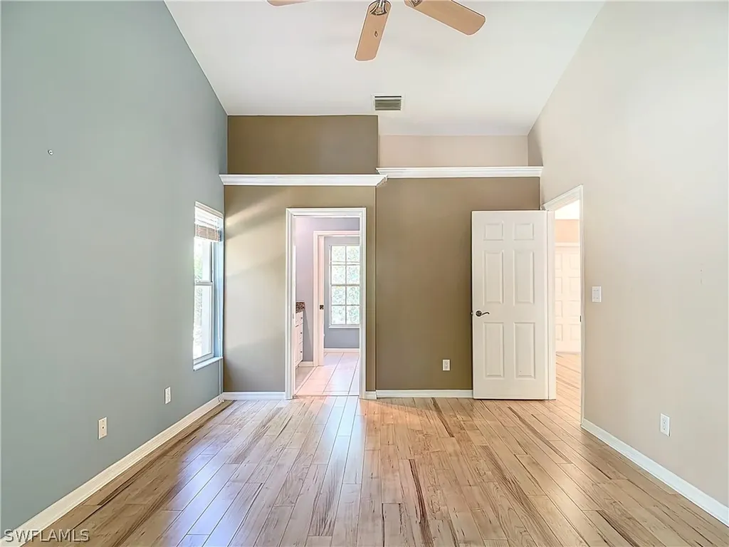 3661 5th Avenue NW Naples FL 34120