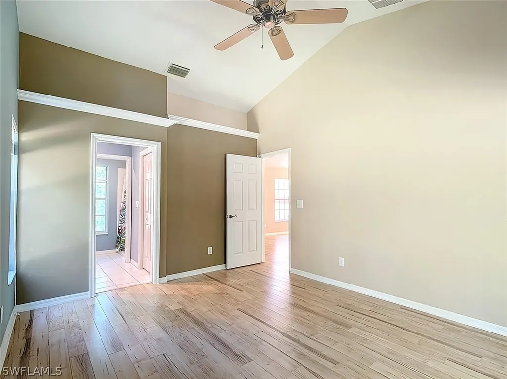 3661 5th Avenue NW Naples FL 34120