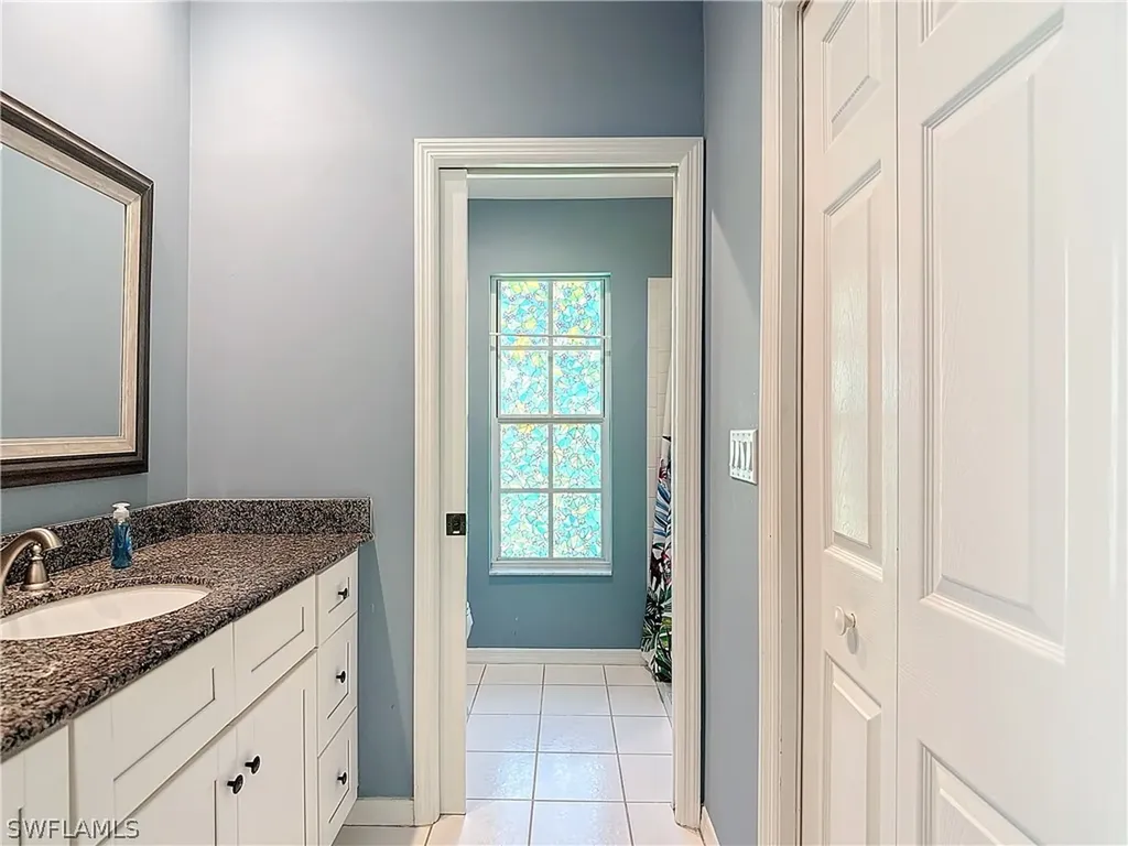 3661 5th Avenue NW Naples FL 34120
