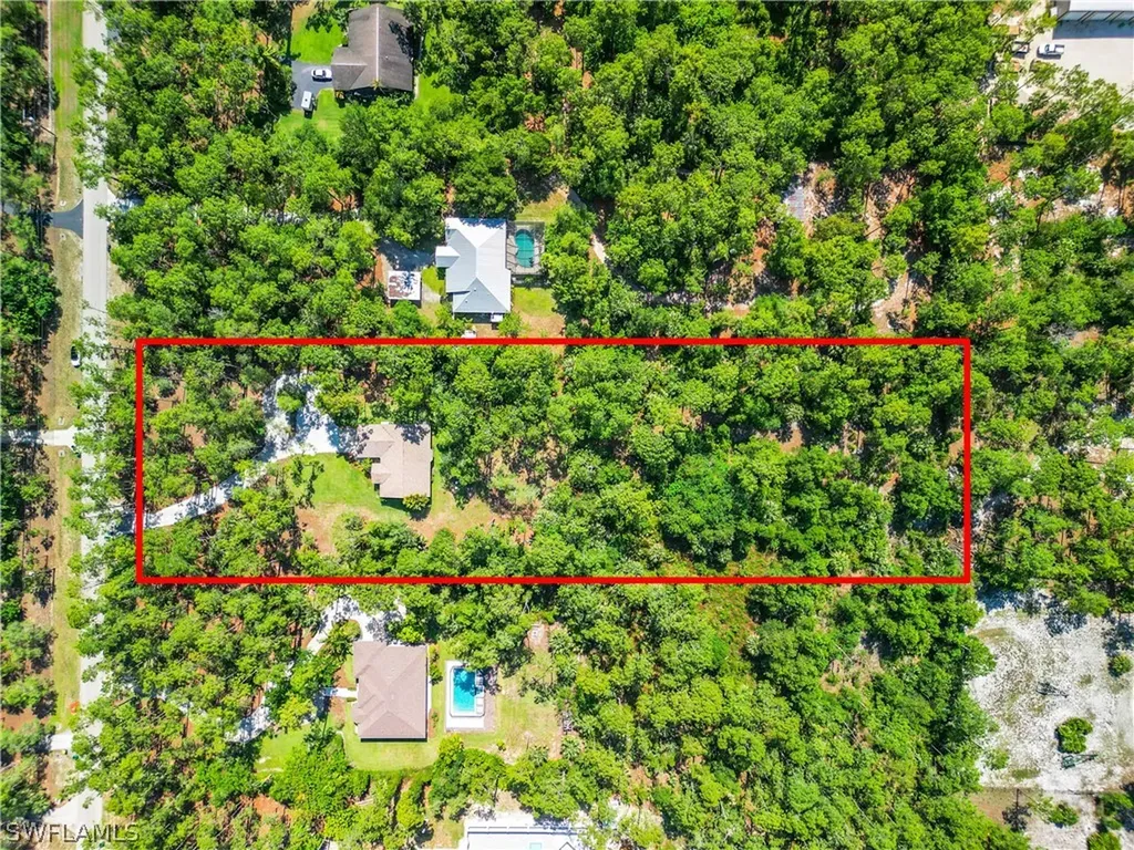 3661 5th Avenue NW Naples FL 34120