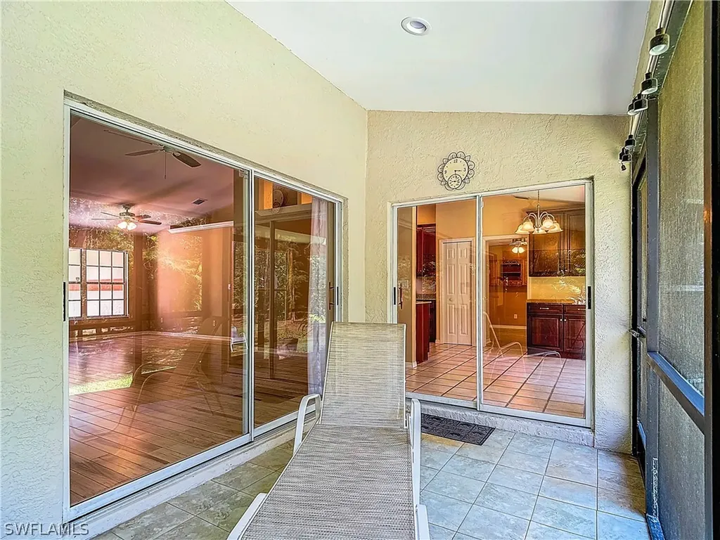 3661 5th Avenue NW Naples FL 34120
