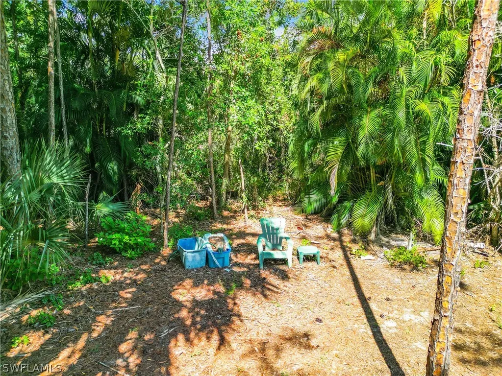 3661 5th Avenue NW Naples FL 34120