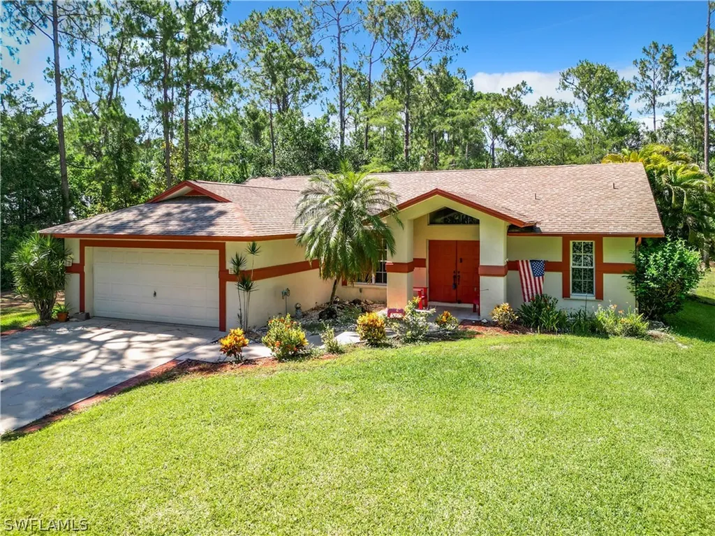 3661 5th Avenue NW Naples FL 34120