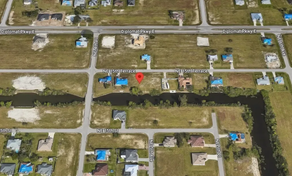 424 NE 15th Terrace Cape Coral FL 33909