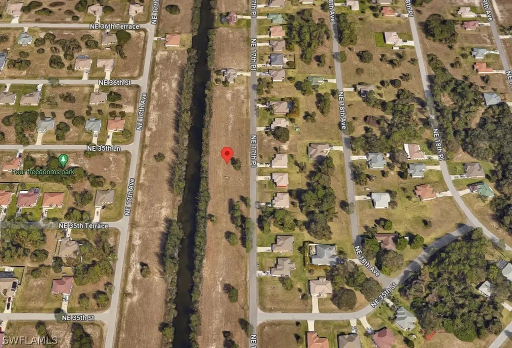 3524 NE 17th Place Cape Coral FL 33909