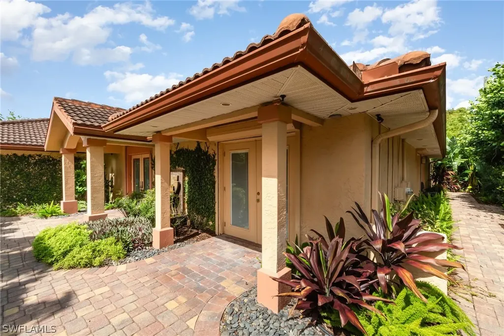 15854 Gleneagle Court Fort Myers FL 33908