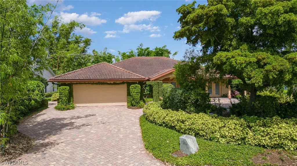 15854 Gleneagle Court Fort Myers FL 33908
