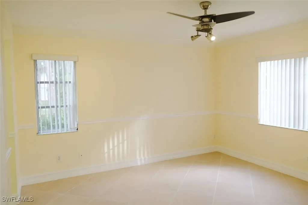 345 Gabriel Circle Naples FL 34104