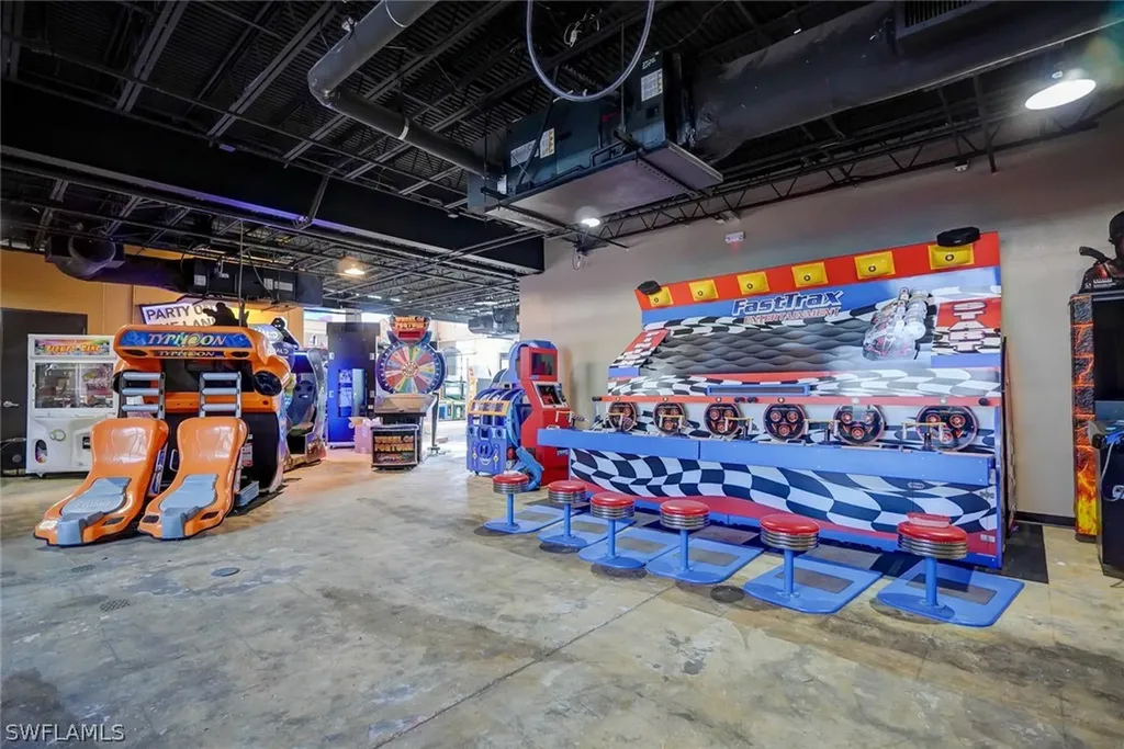 17455 Summerlin Road Fort Myers FL 33908