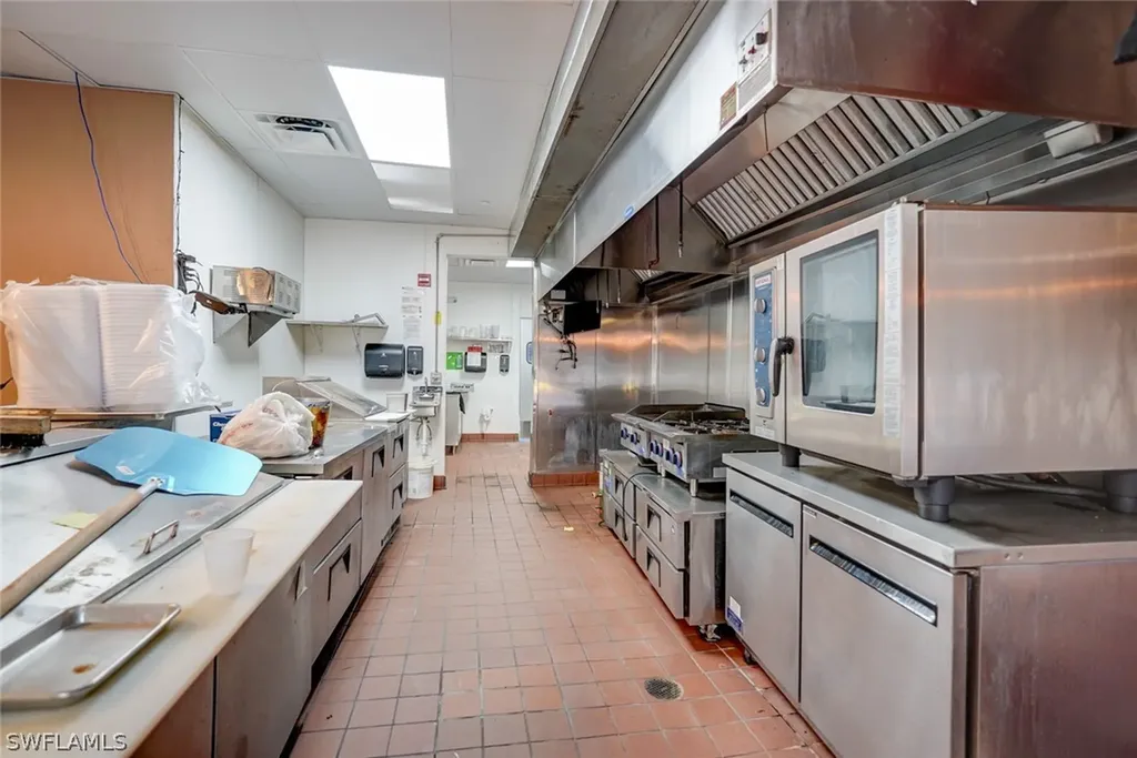 17455 Summerlin Road Fort Myers FL 33908