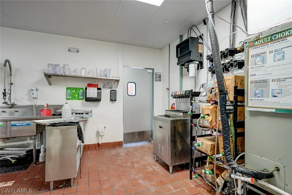 17455 Summerlin Road Fort Myers FL 33908