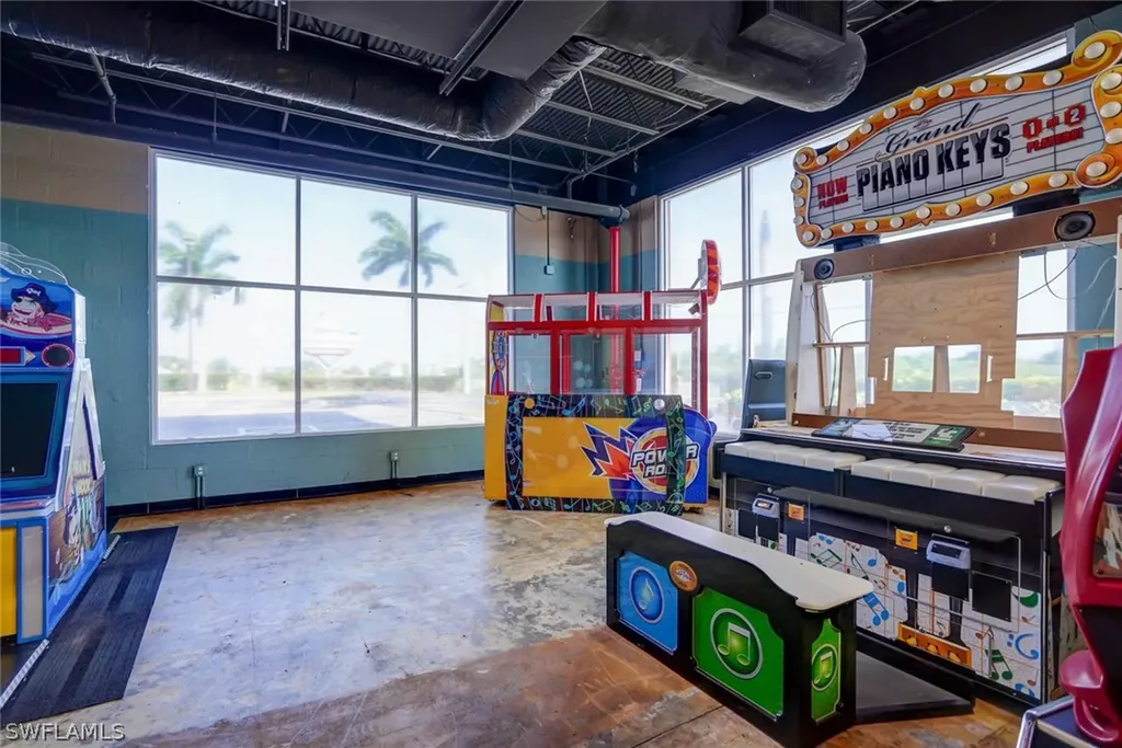 17455 Summerlin Road Fort Myers FL 33908