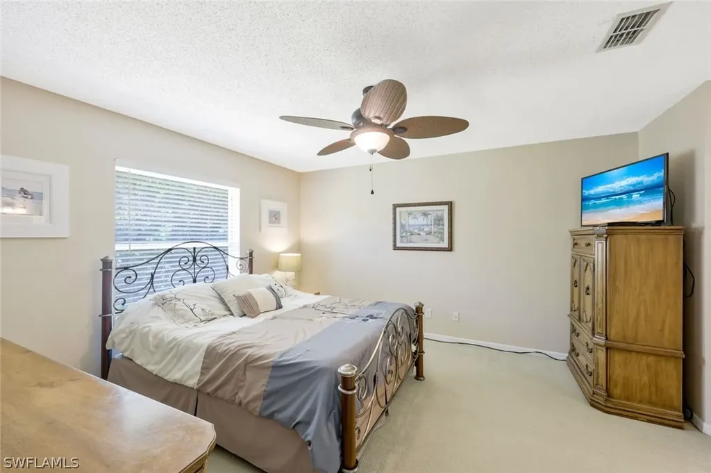 661 Squire Circle Naples FL 34104