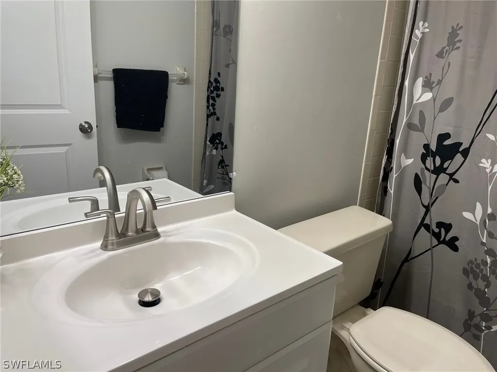 661 Squire Circle Naples FL 34104