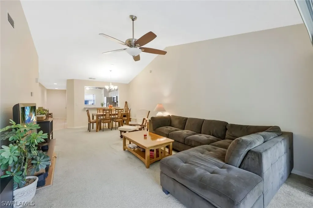 661 Squire Circle Naples FL 34104