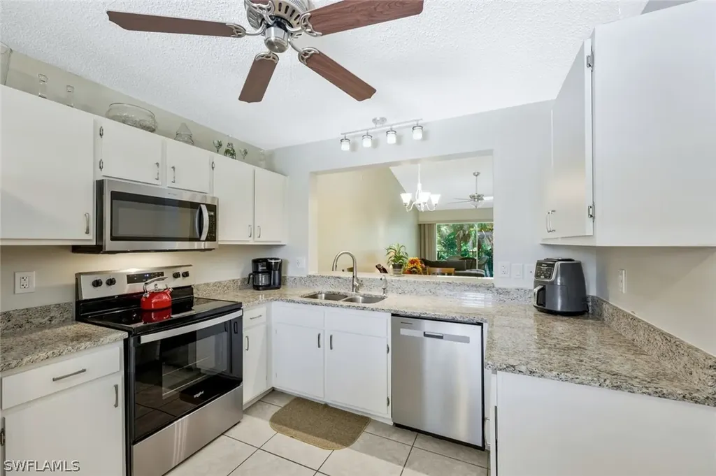 661 Squire Circle Naples FL 34104