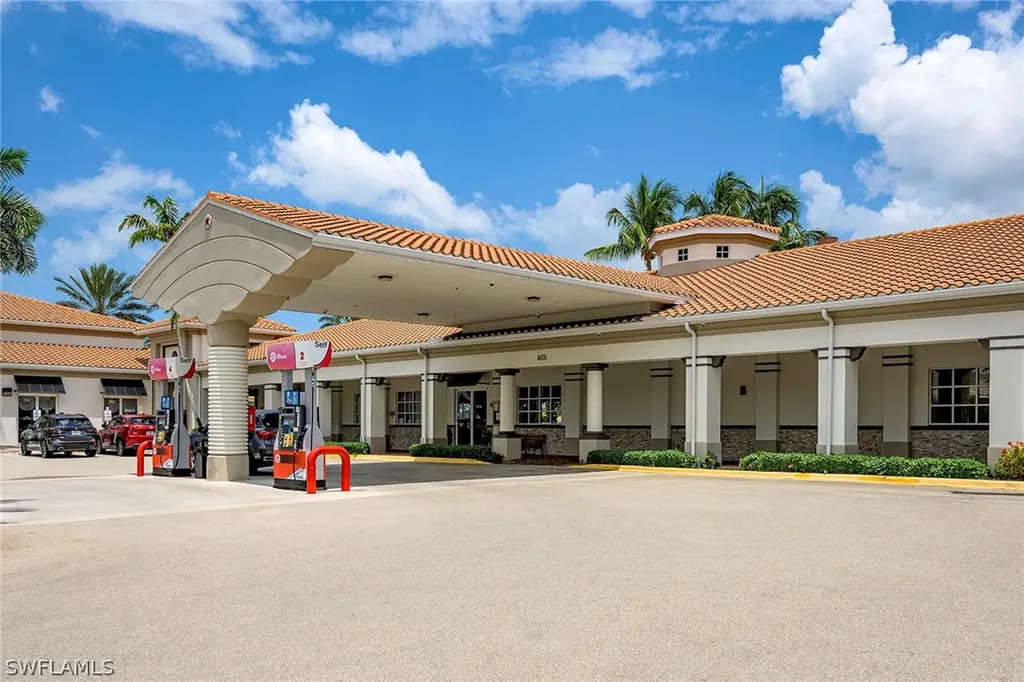 2938 Gilford Way Naples FL 34119