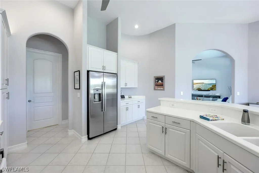 2060 Imperial Circle Naples FL 34110