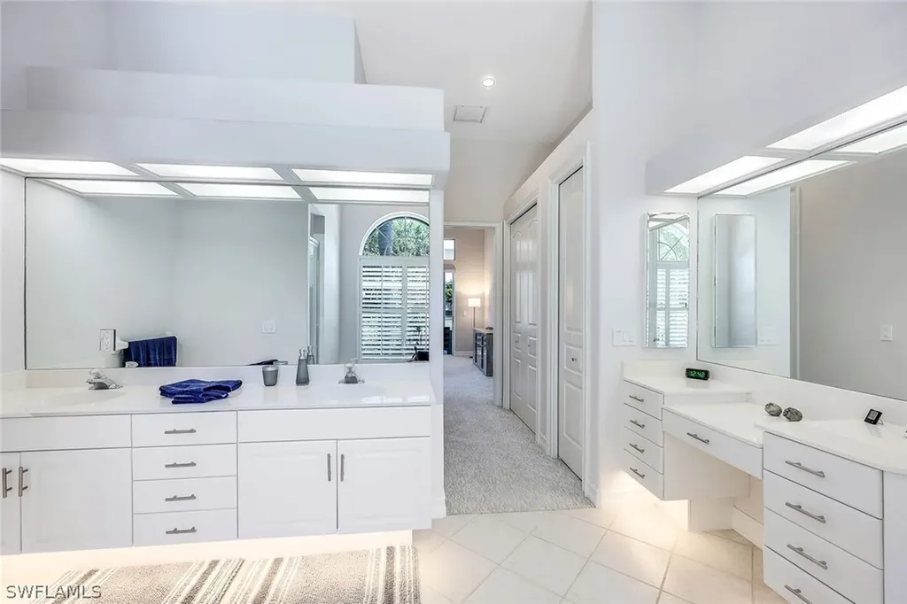 2060 Imperial Circle Naples FL 34110