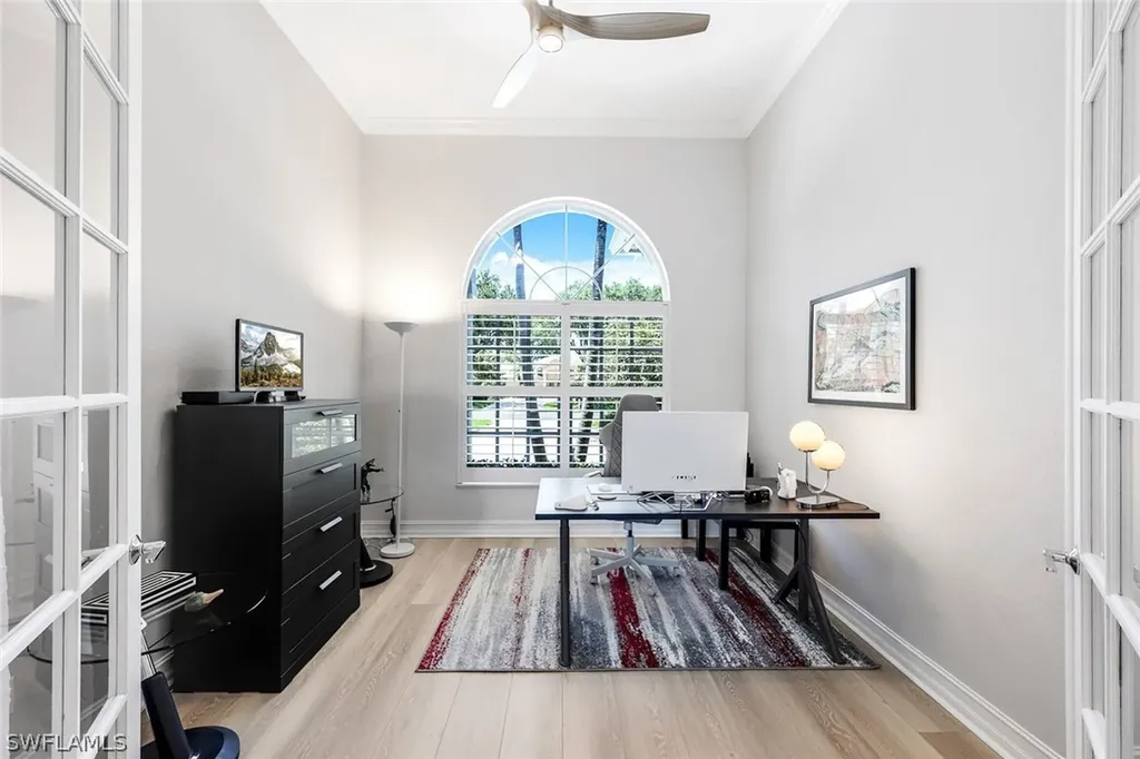 2060 Imperial Circle Naples FL 34110