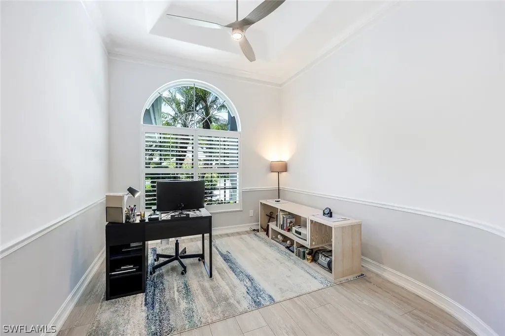 2060 Imperial Circle Naples FL 34110