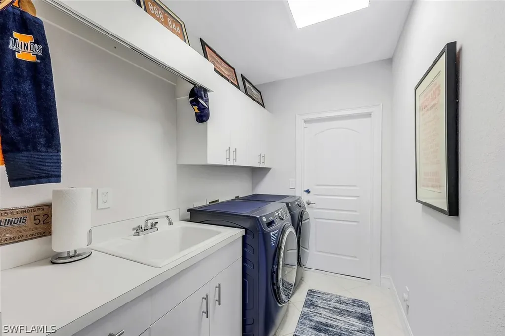 2060 Imperial Circle Naples FL 34110