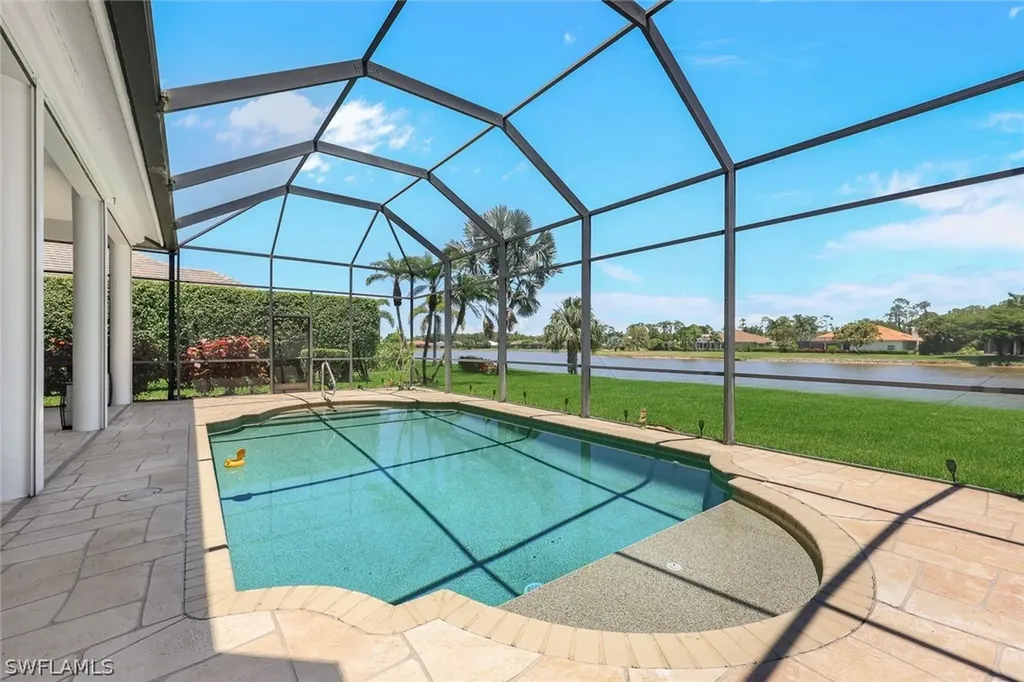 2060 Imperial Circle Naples FL 34110