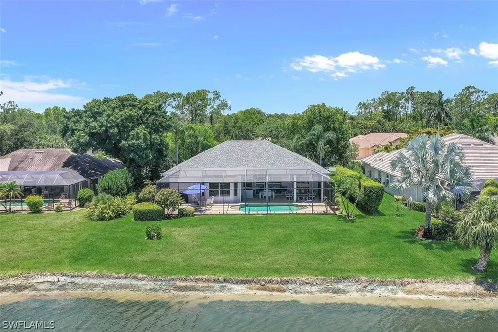 2060 Imperial Circle Naples FL 34110