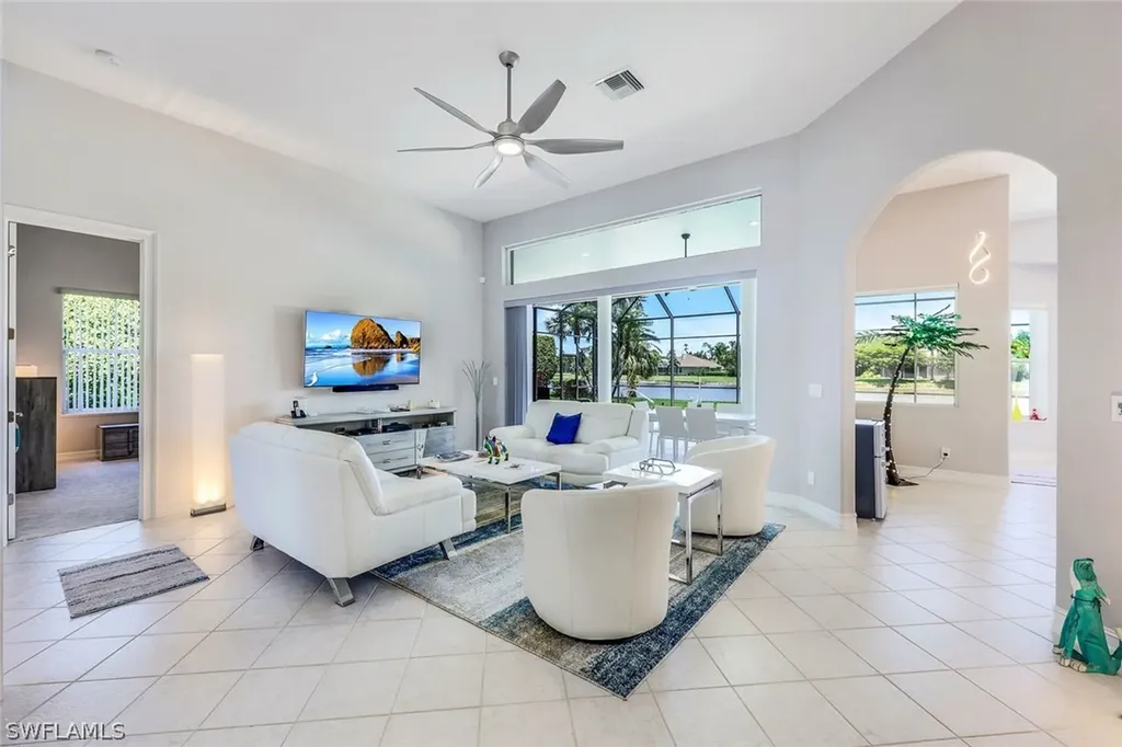 2060 Imperial Circle Naples FL 34110