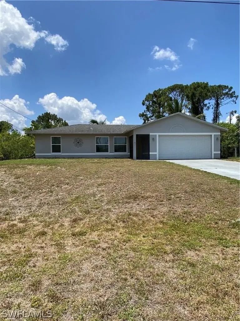 4015 1st Street SW Lehigh Acres FL 33976