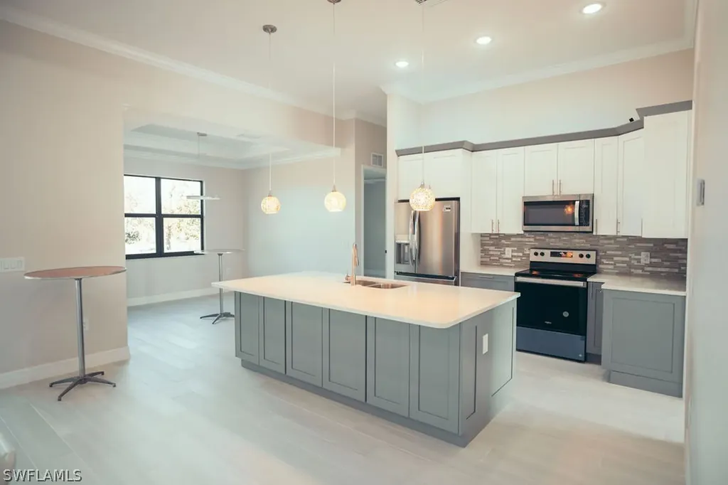 2801 West Road Fort Myers FL 33905