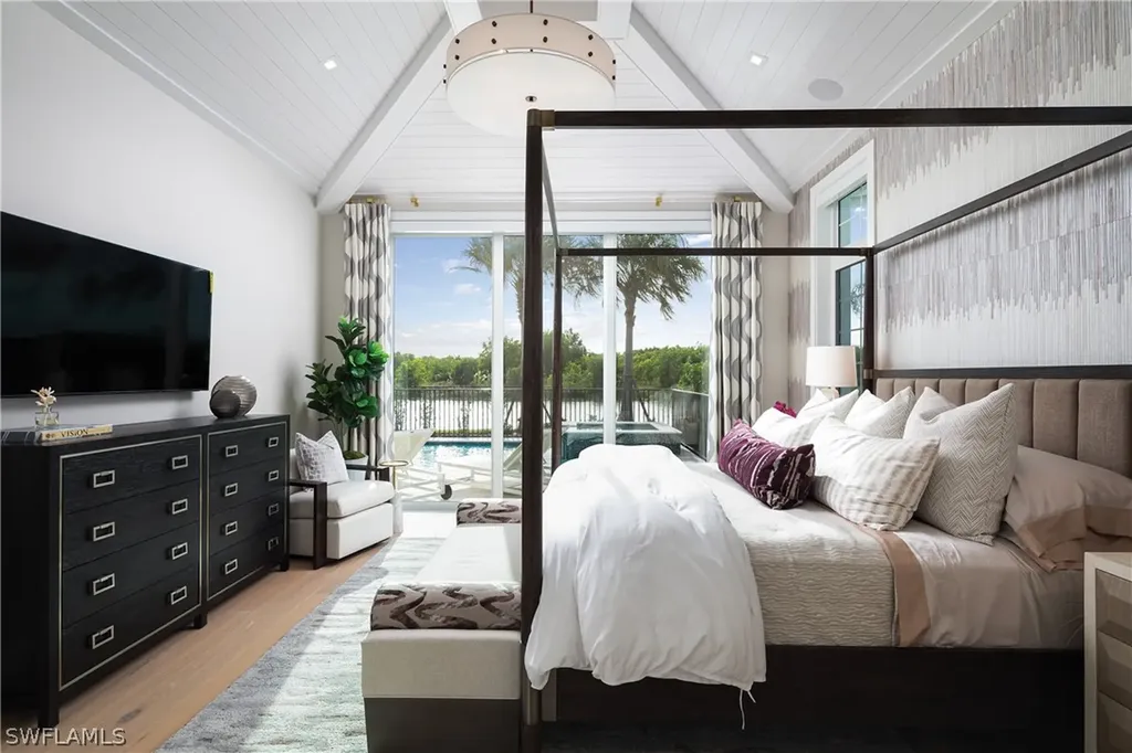 3260 Kumamoto Lane Naples FL 34114
