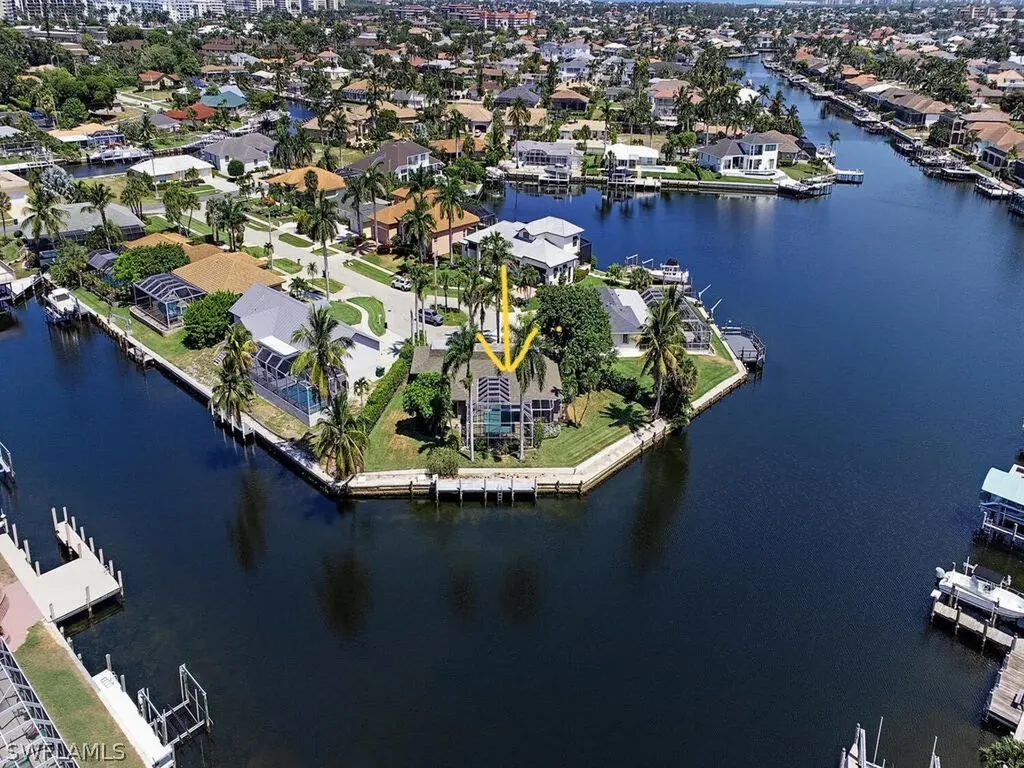 875 Robin Court Marco Island FL 34145