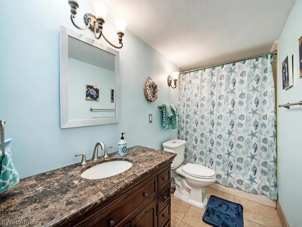 875 Robin Court Marco Island FL 34145