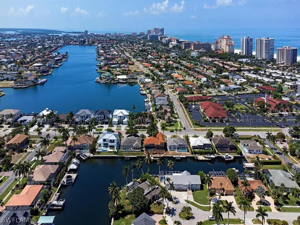 875 Robin Court Marco Island FL 34145
