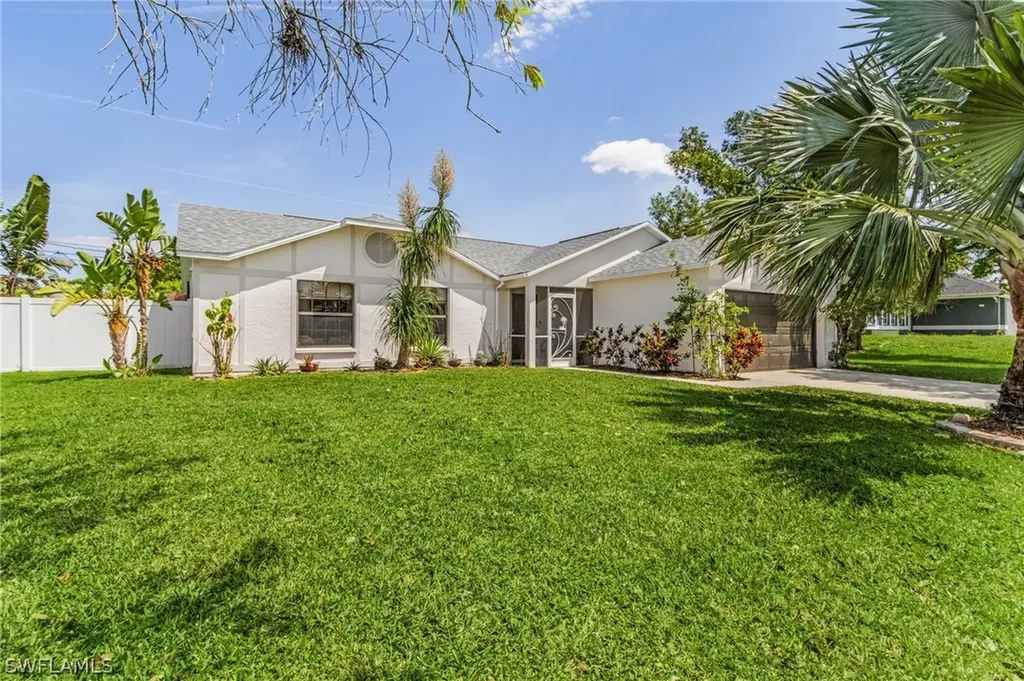 511 SW 9th Court Cape Coral FL 33991