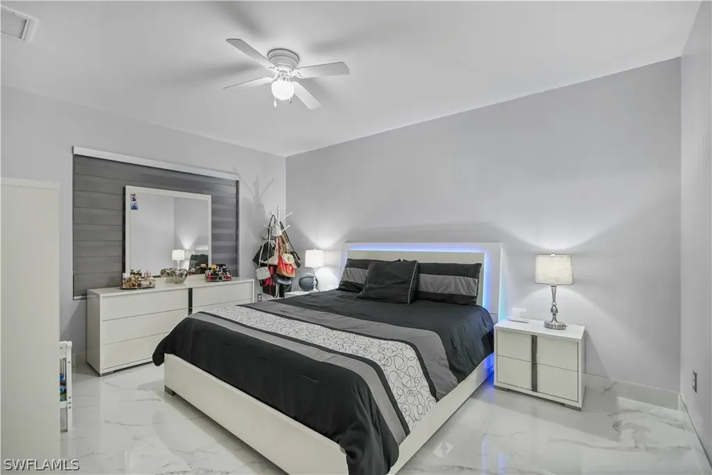 2749 NE 7th Place Cape Coral FL 33909
