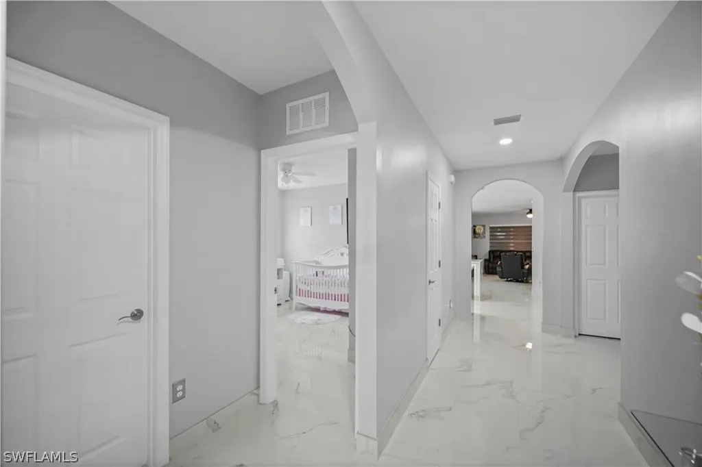 2749 NE 7th Place Cape Coral FL 33909
