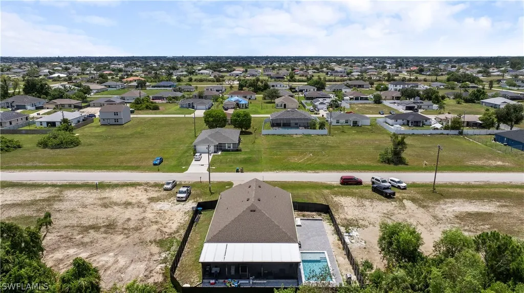 2749 NE 7th Place Cape Coral FL 33909
